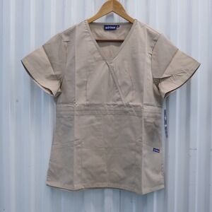 Sivvan Women's Nurse Scrubs Top Khaki Short Sleeve Classic Fit Size Medium NWT